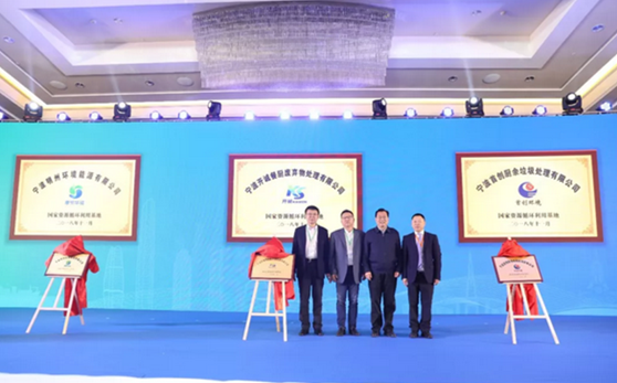 1542174164596756.png image.png